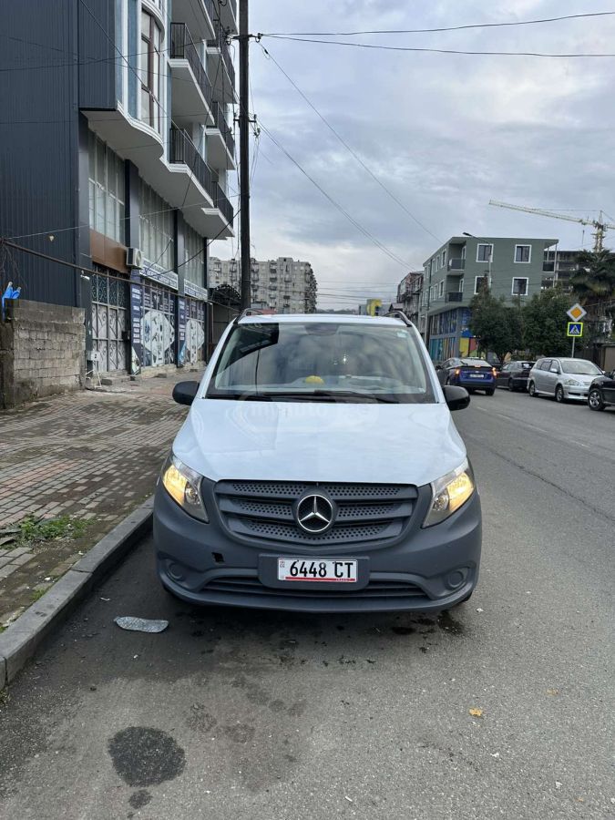 Mercedes-Benz Metris Cargo Van 2016 — photo 2