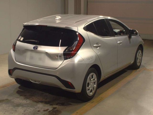 Toyota Aqua 2021 — photo 2