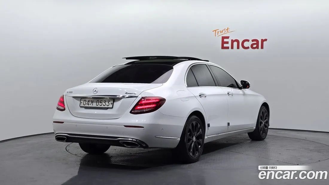 Mercedes-Benz E 63 AMG 2017 — photo 2