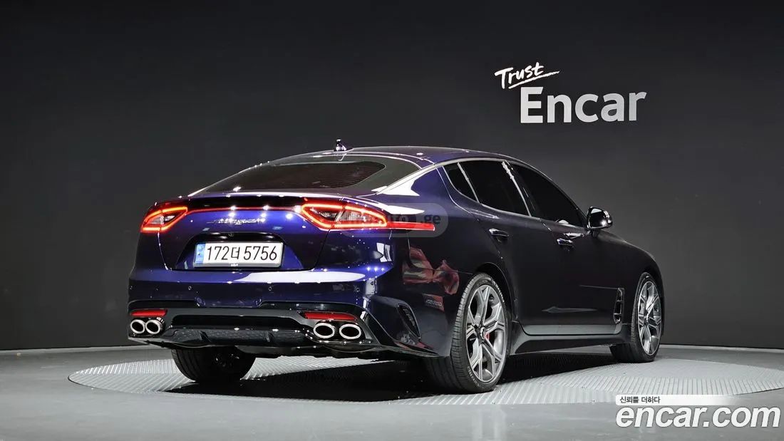 Kia Stinger 2018 — photo 2