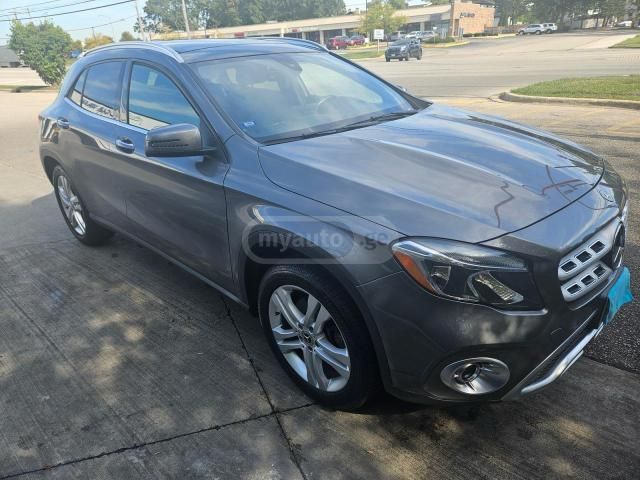 Mercedes-Benz GLA 250 2018 — photo 2