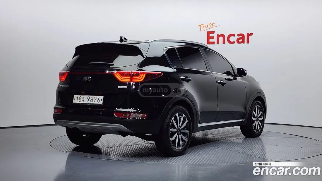 Kia Sportage 2018 — photo 2