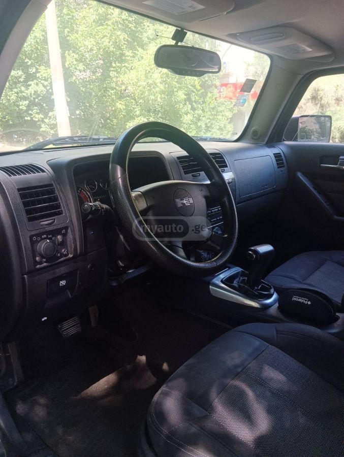 Hummer H3 2008 — photo 2