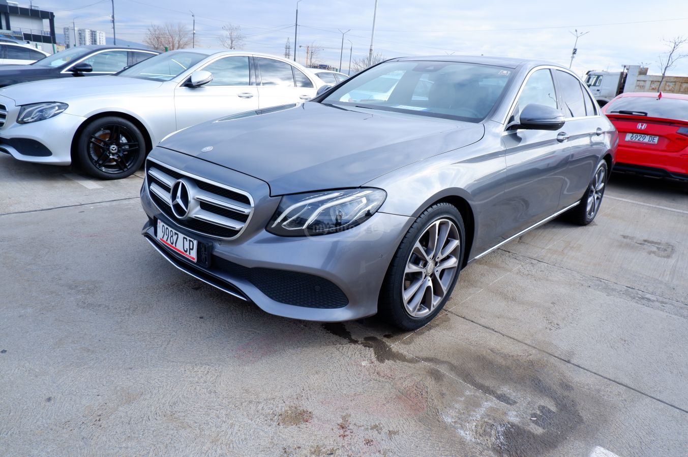 Mercedes-Benz E 220