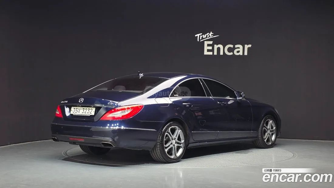 Mercedes-Benz CLS 63 AMG 2014 — photo 2