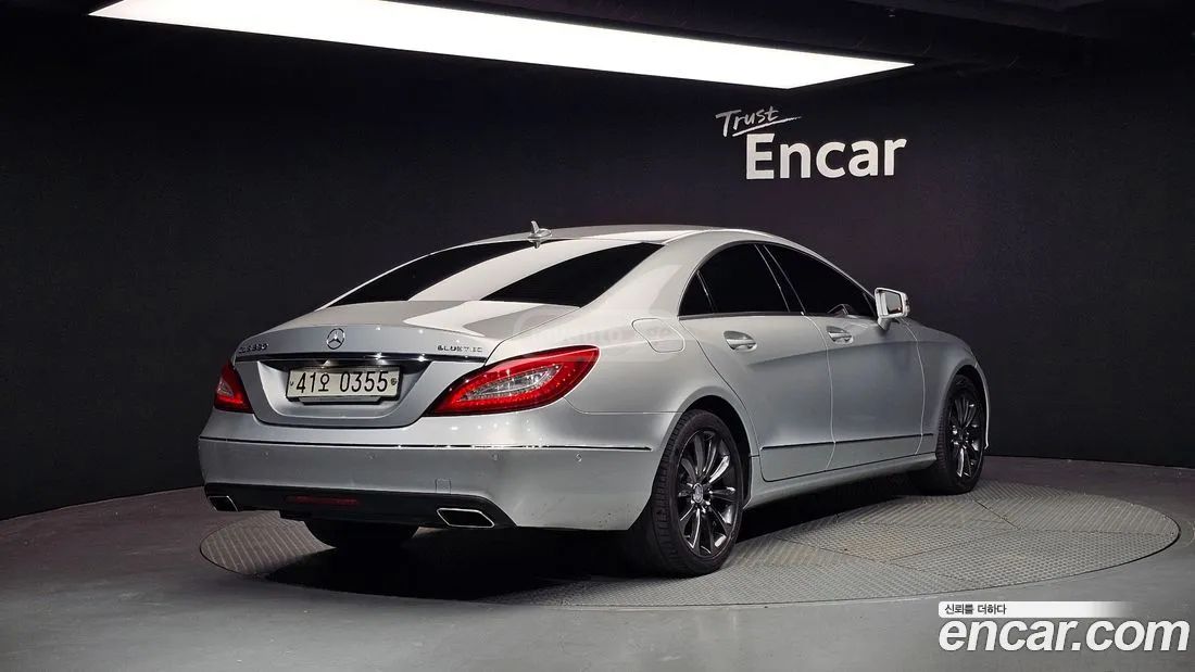Mercedes-Benz CLS 63 AMG 2015 — photo 2