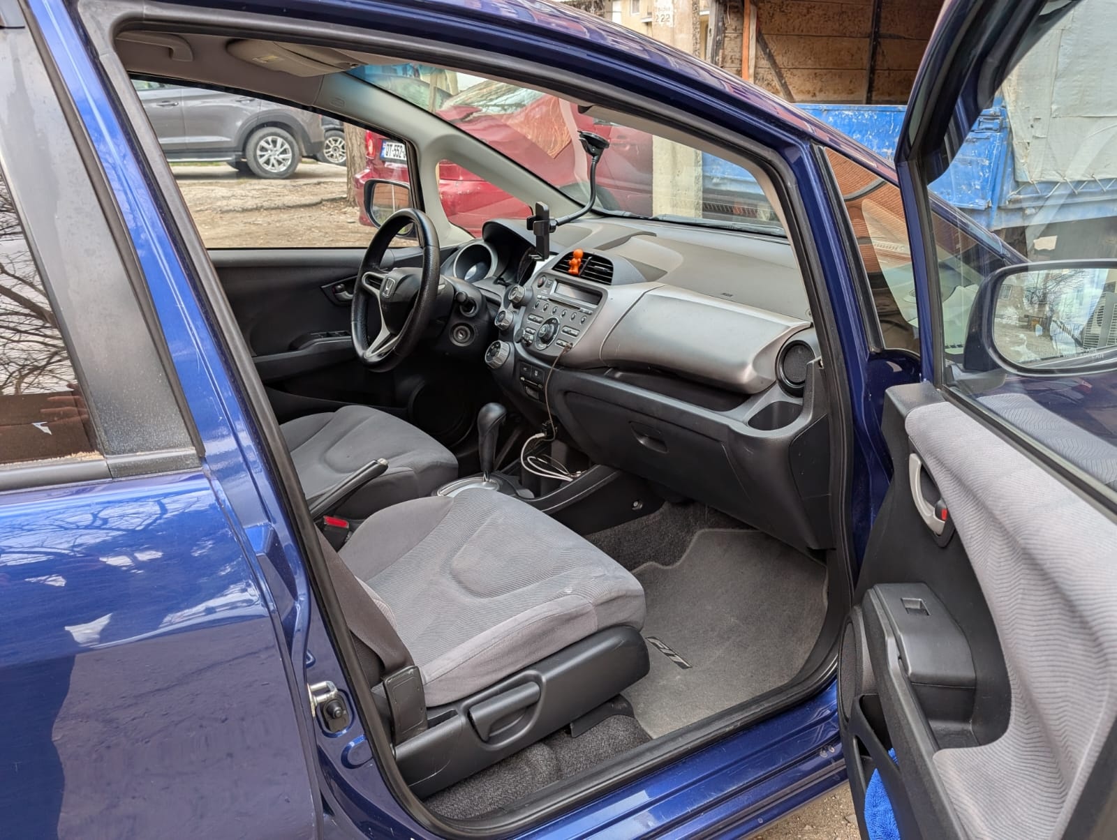 Honda FIT 2013 — photo 2