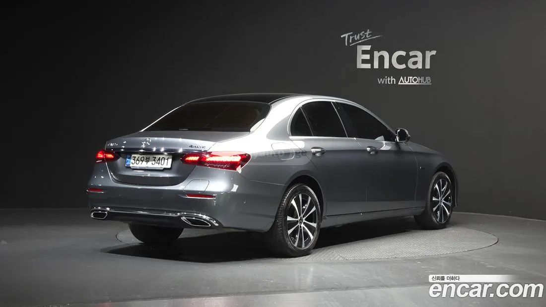 Mercedes-Benz E 63 AMG 2021 — photo 2