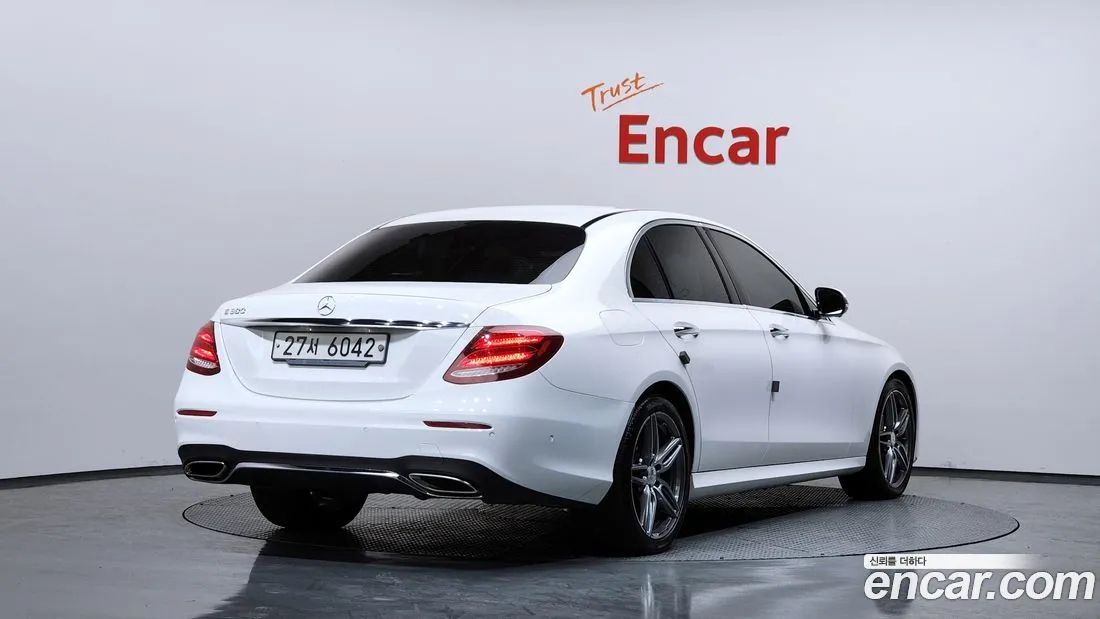 Mercedes-Benz E 63 AMG 2019 — photo 2