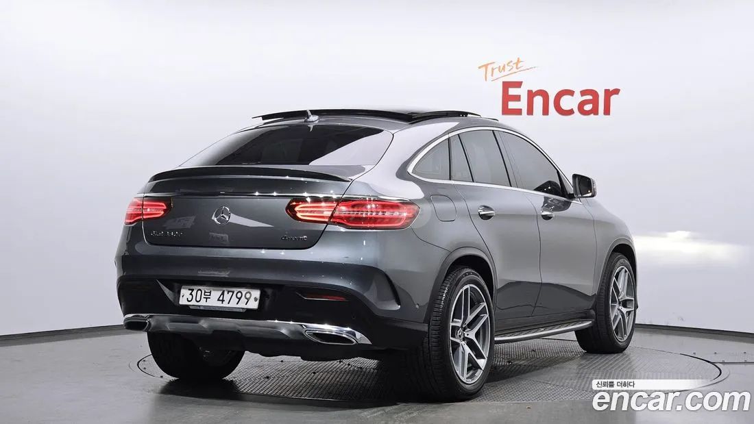 Mercedes-Benz GLE 63 AMG 2018 — photo 2