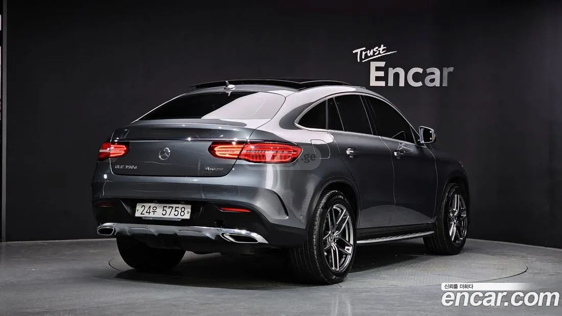 Mercedes-Benz GLE 63 AMG 2018 — photo 2