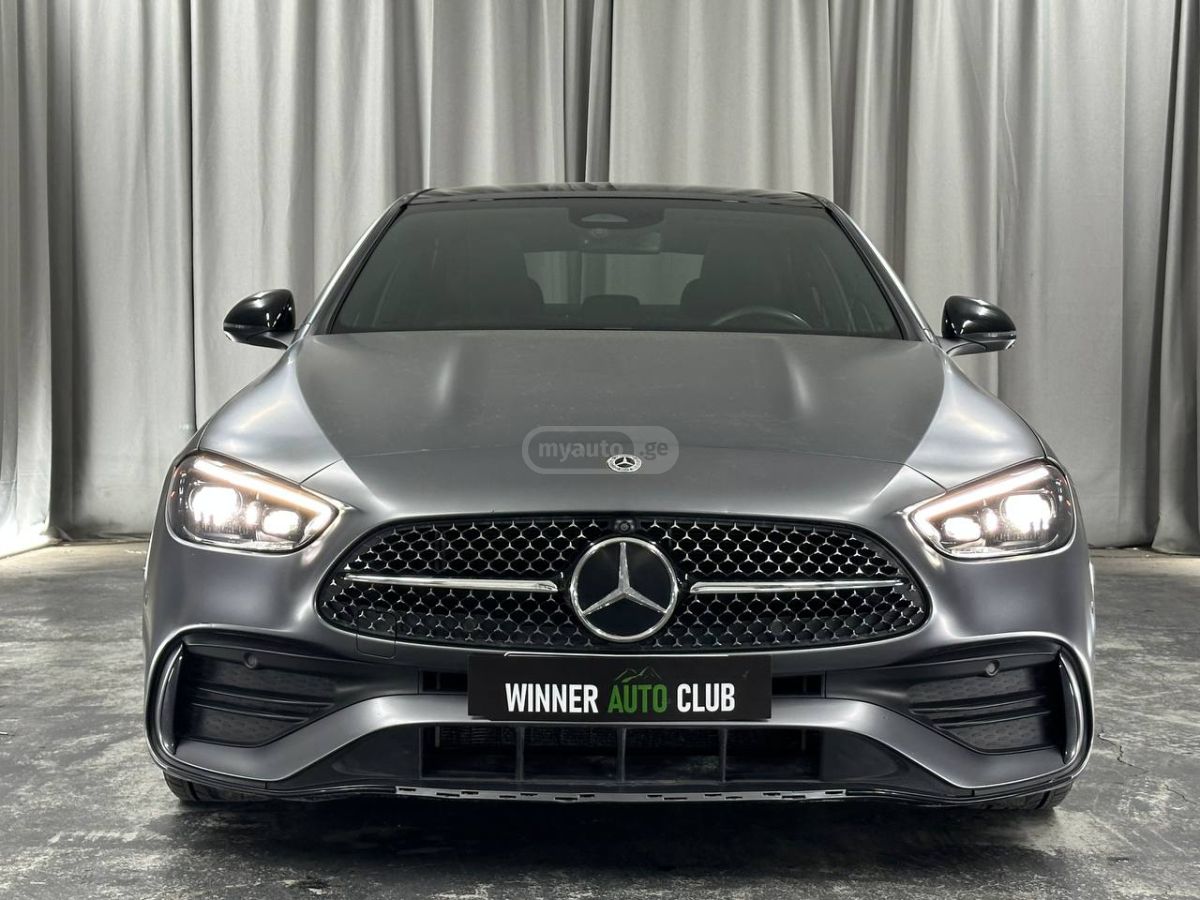 Mercedes-Benz C 300 2022 — photo 2