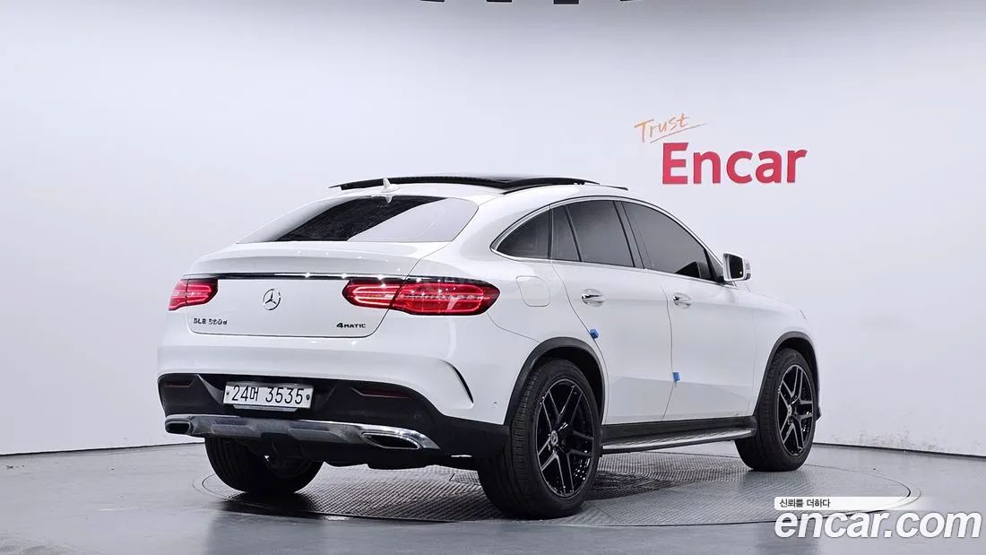 Mercedes-Benz GLE 63 AMG 2018 — photo 2