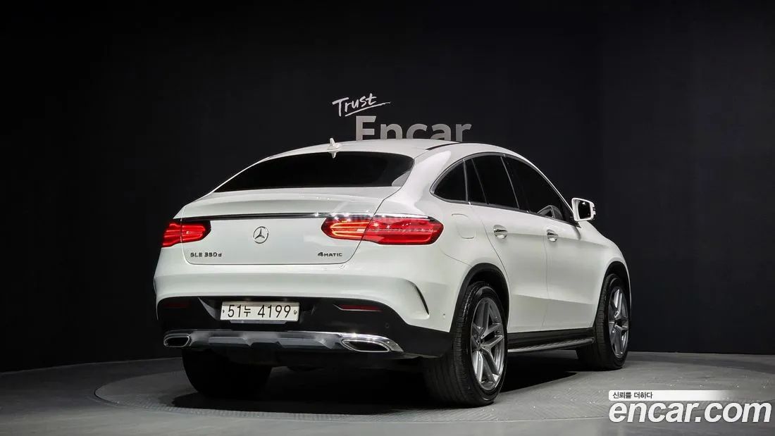 Mercedes-Benz GLE 63 AMG 2017 — photo 2