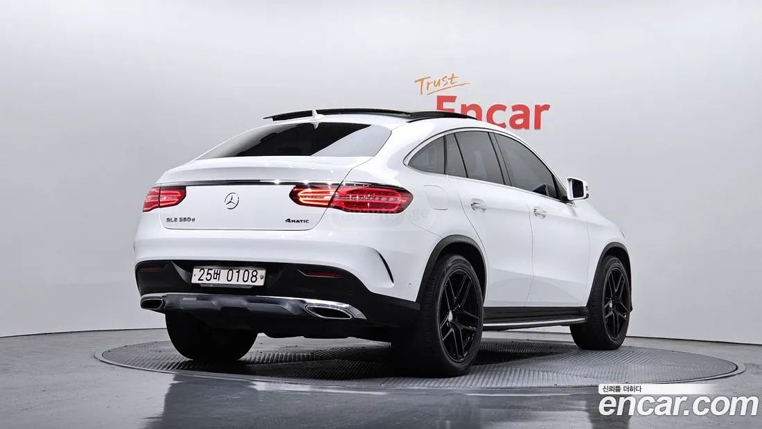 Mercedes-Benz GLE 63 AMG 2017 — photo 2