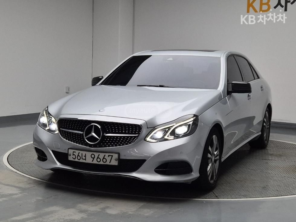 Mercedes-Benz E 220