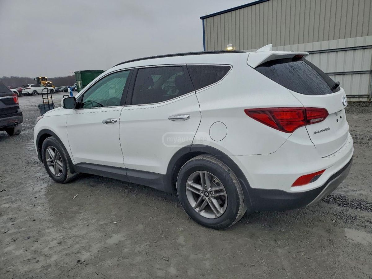 Hyundai Santa FE 2017 — photo 2