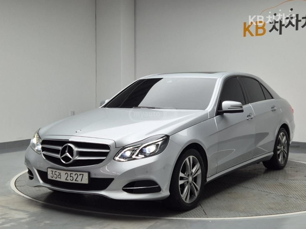 Mercedes-Benz E 220