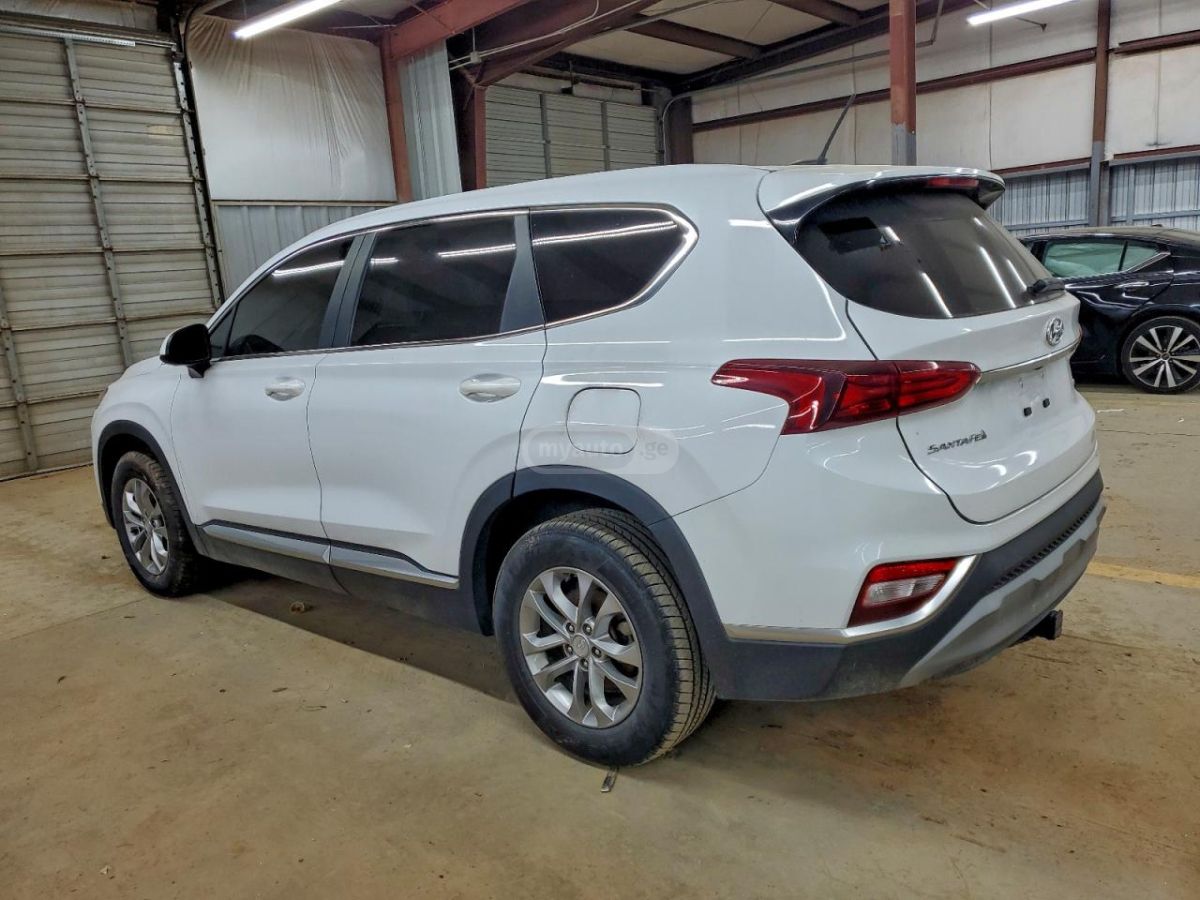 Hyundai Santa FE 2019 — photo 2