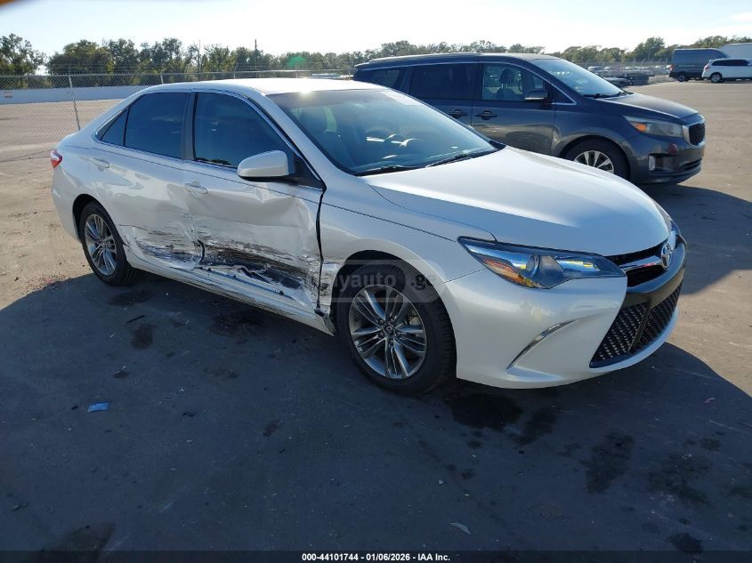 Toyota Camry 2017 — photo 2