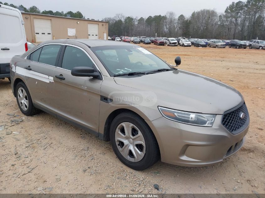 Ford Taurus 2018 — photo 2