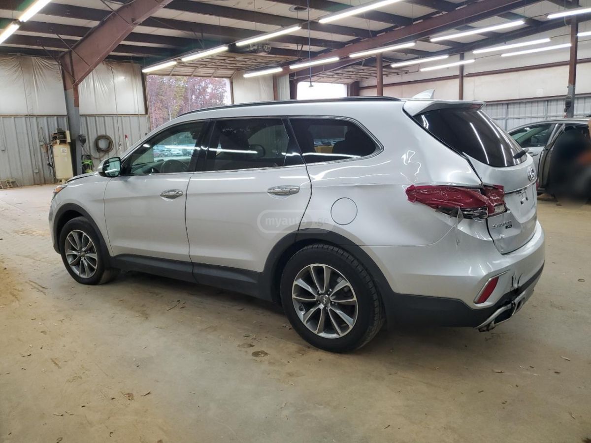 Hyundai Santa FE 2019 — photo 2