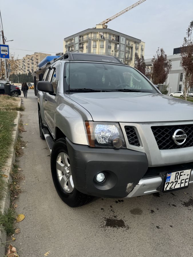Nissan X-Terra 2011 — photo 2