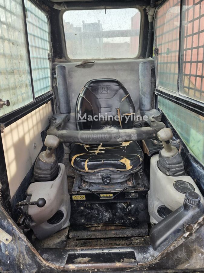 Caterpillar 120 / 120 AWD 2025 — photo 2