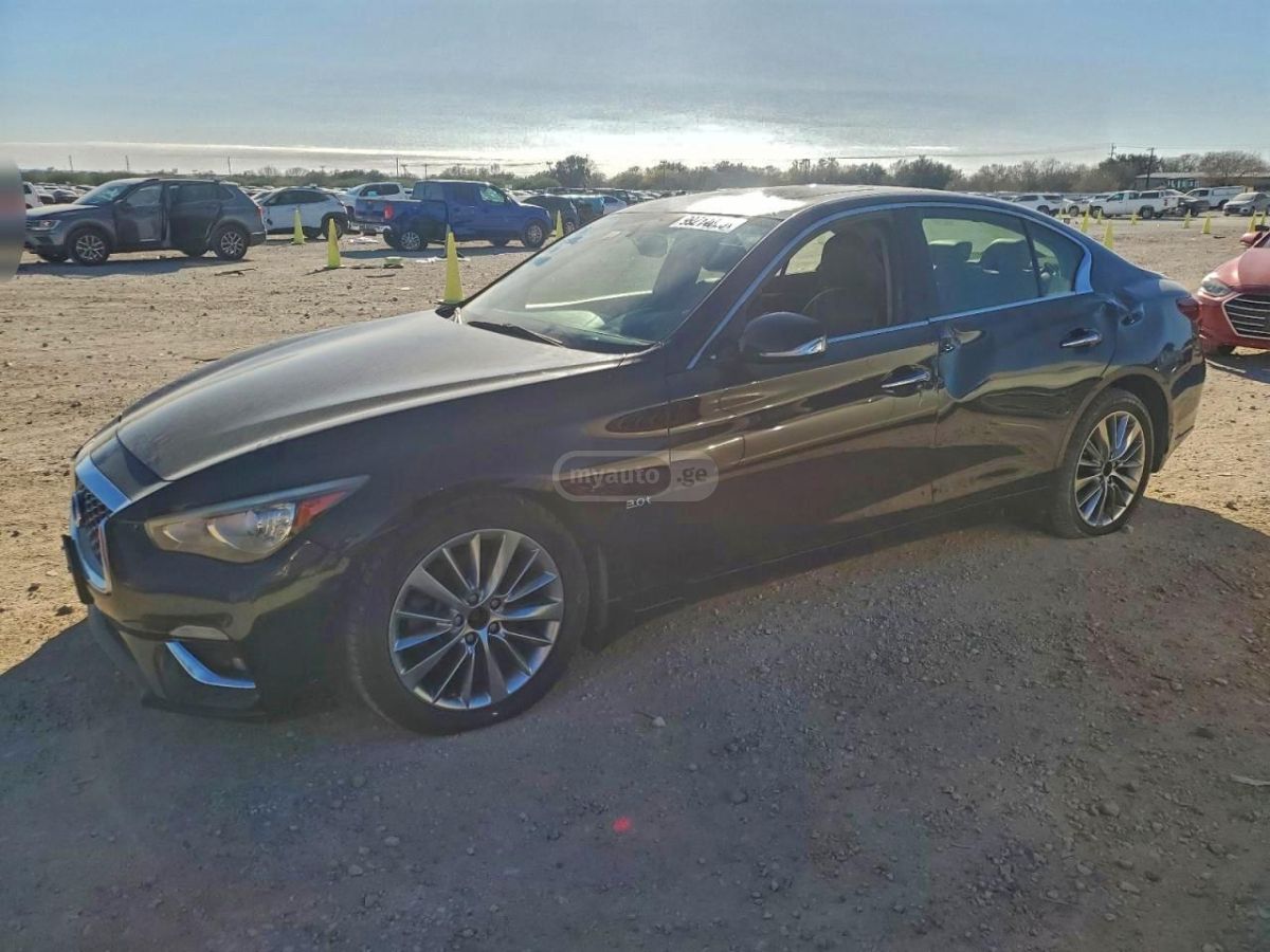 Infiniti Q 50