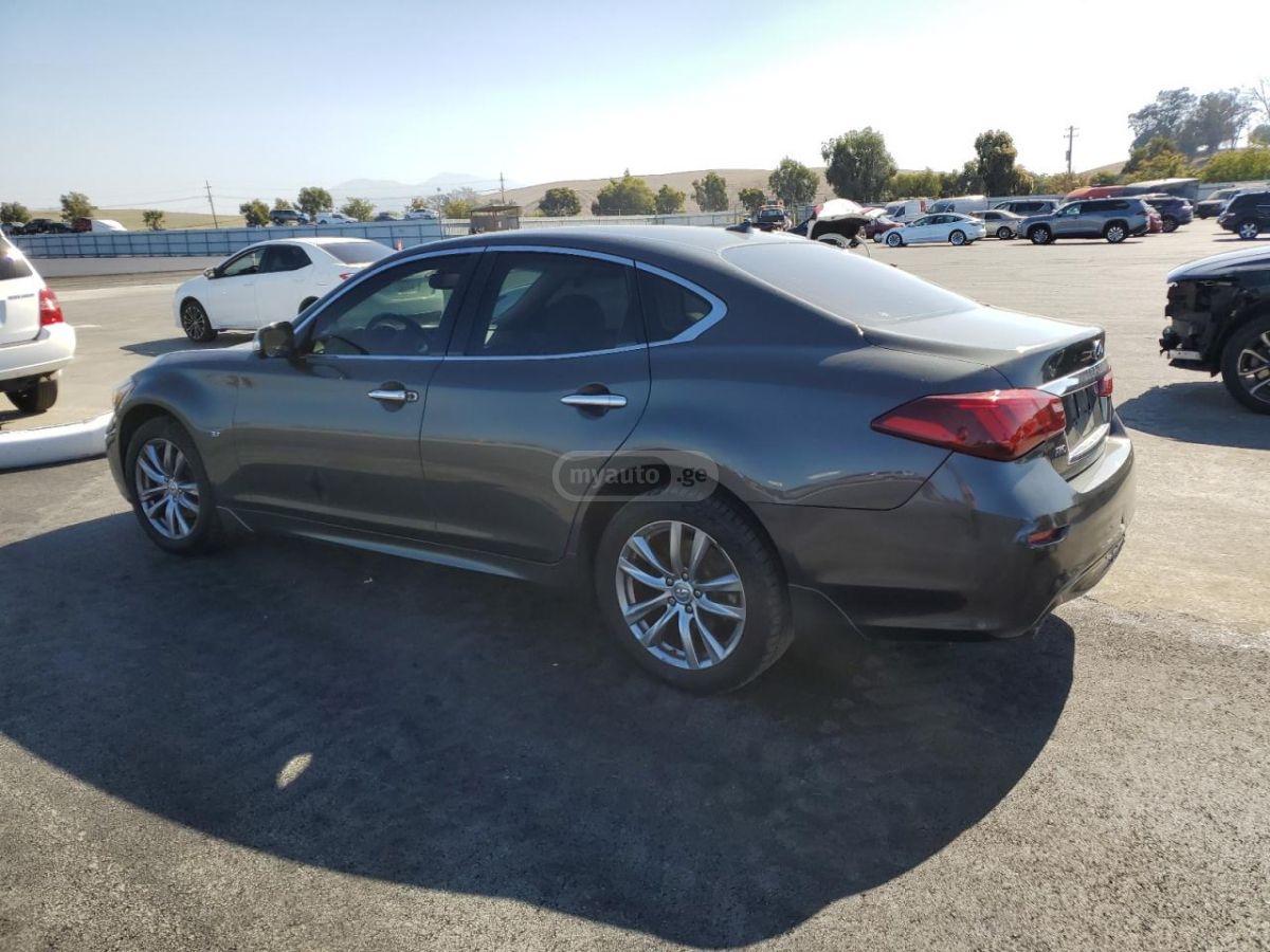 Infiniti Q 70 2015 — photo 2