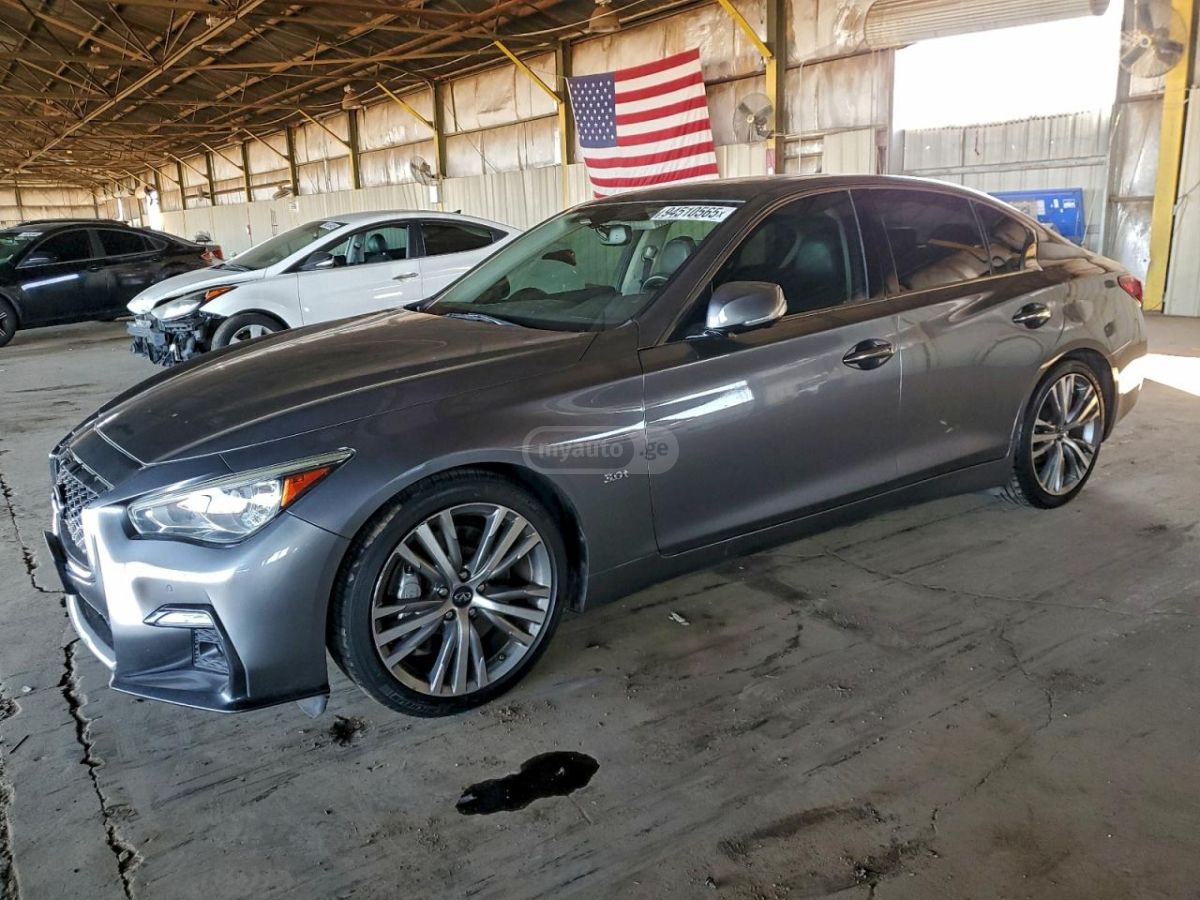 Infiniti Q 50