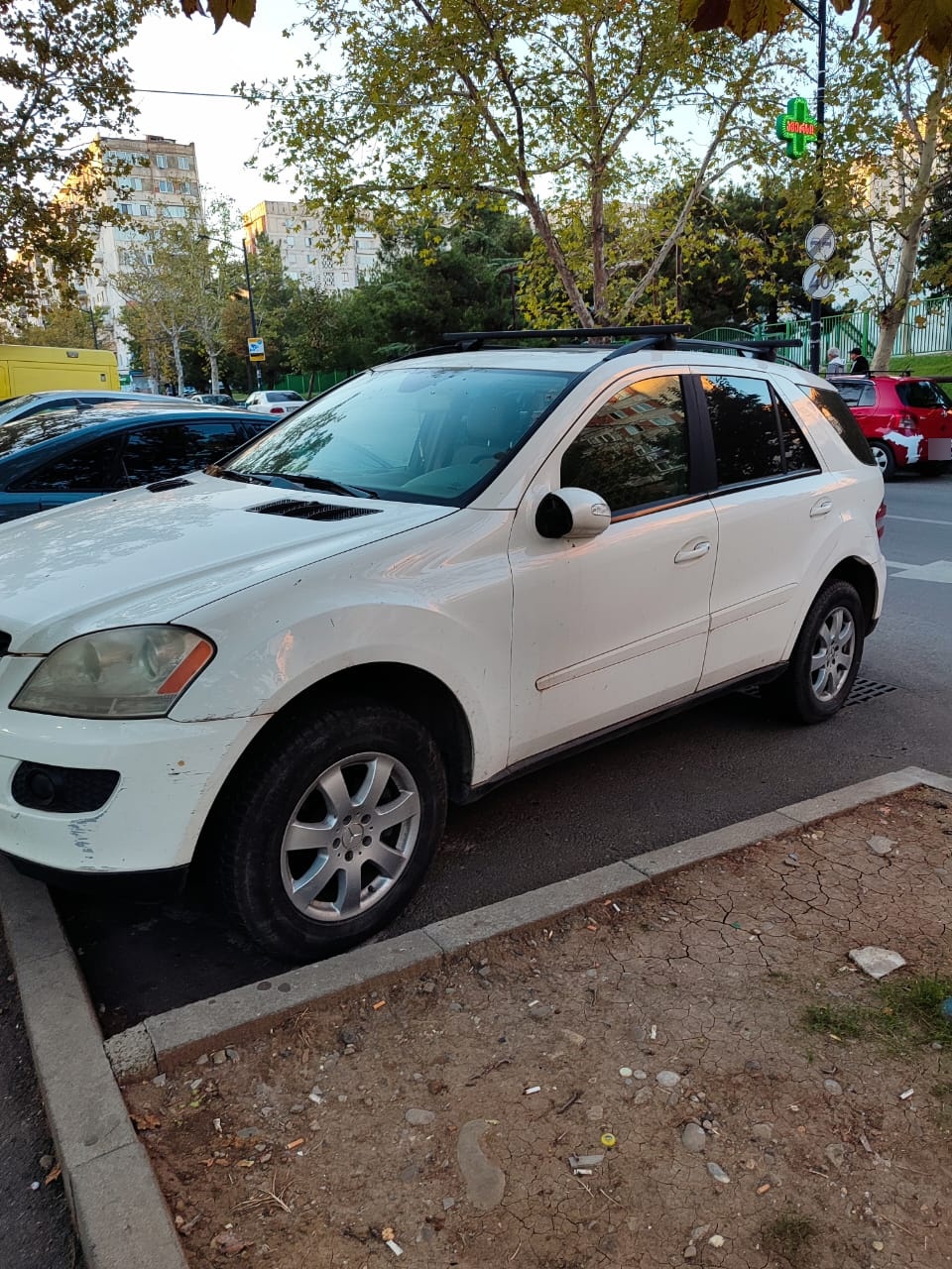 Mercedes-Benz ML 350 2007 — photo 2