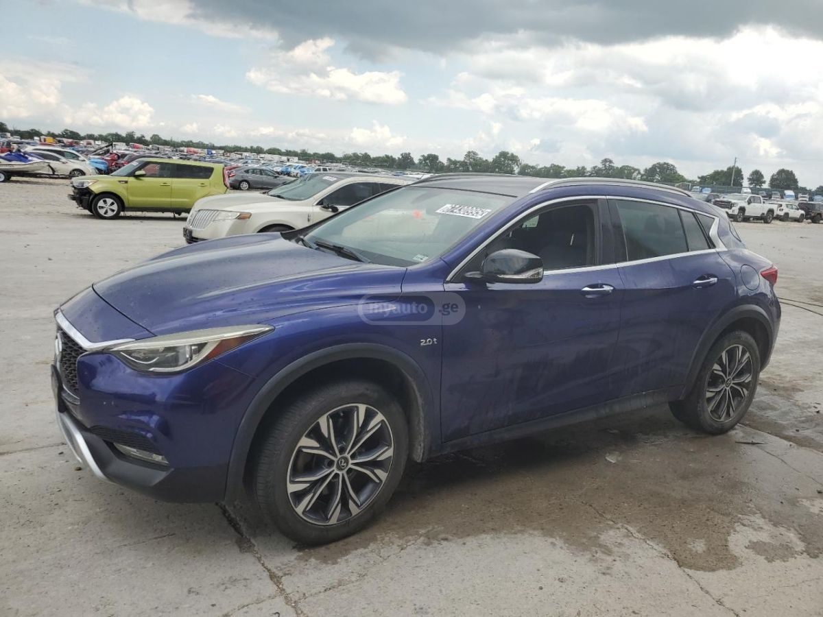 Infiniti QX 30