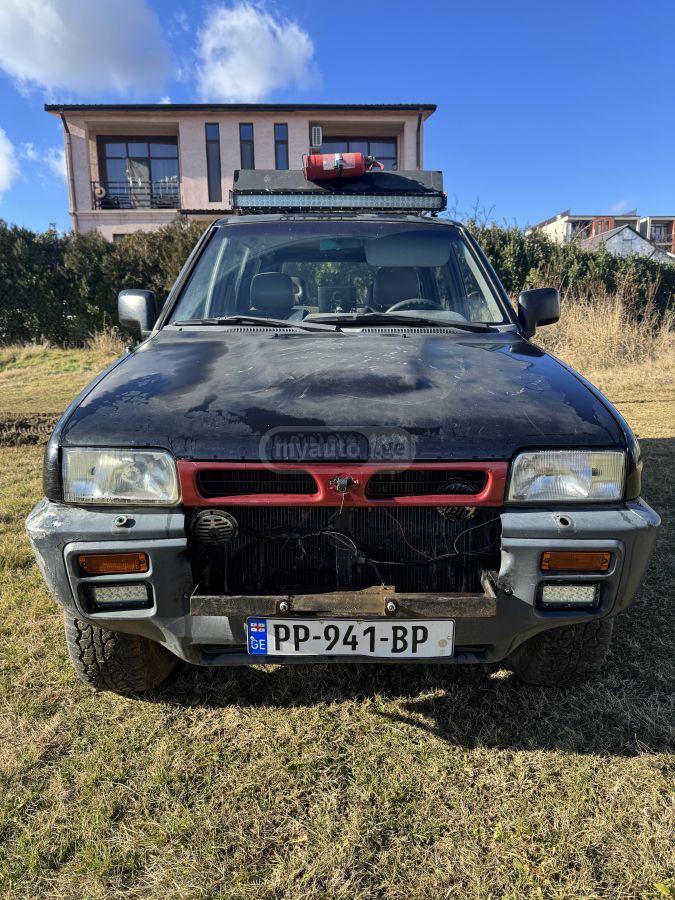 Nissan Terrano 1994 — photo 2