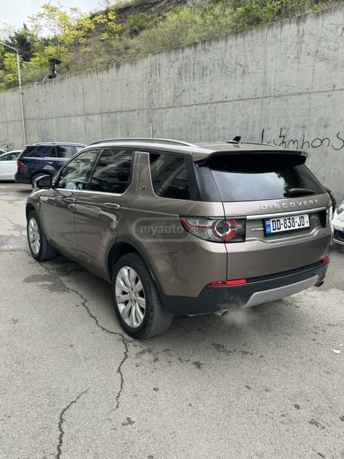 Land Rover Discovery Sport 2015 — photo 2