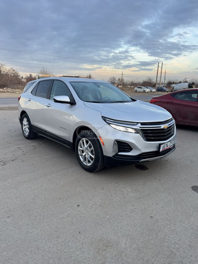 Chevrolet Equinox 2022 — photo 2