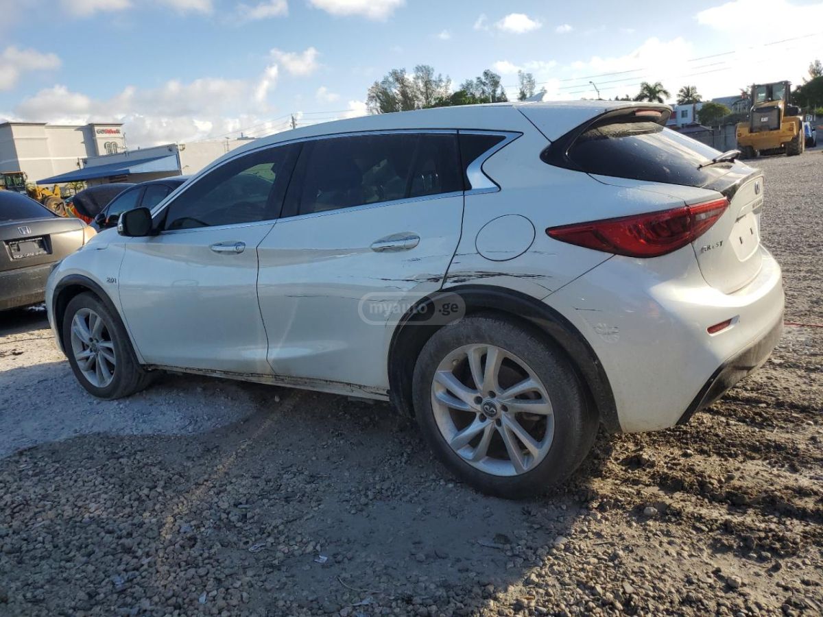 Infiniti QX 30 2019 — photo 2