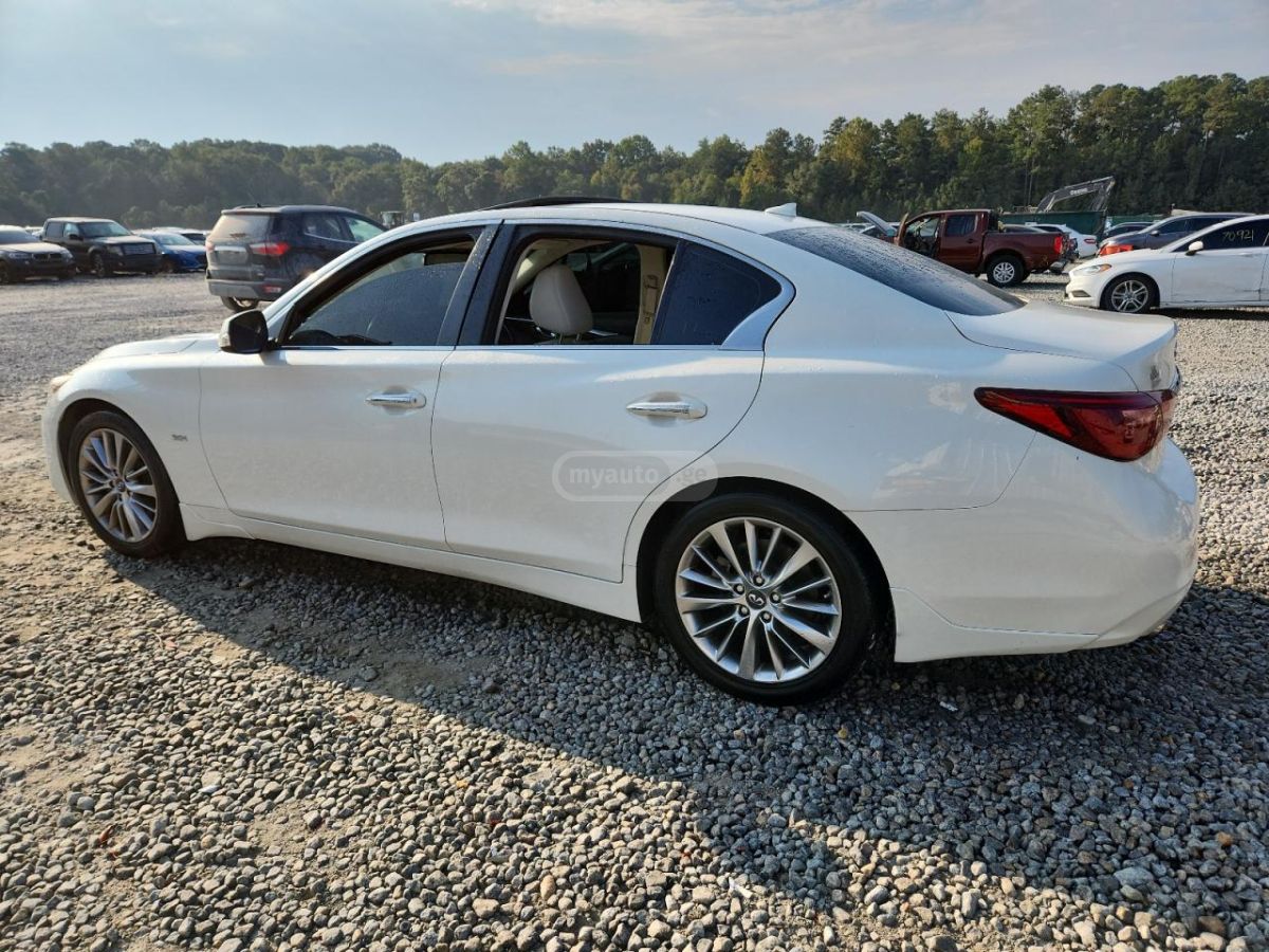 Infiniti Q 50 2018 — photo 2