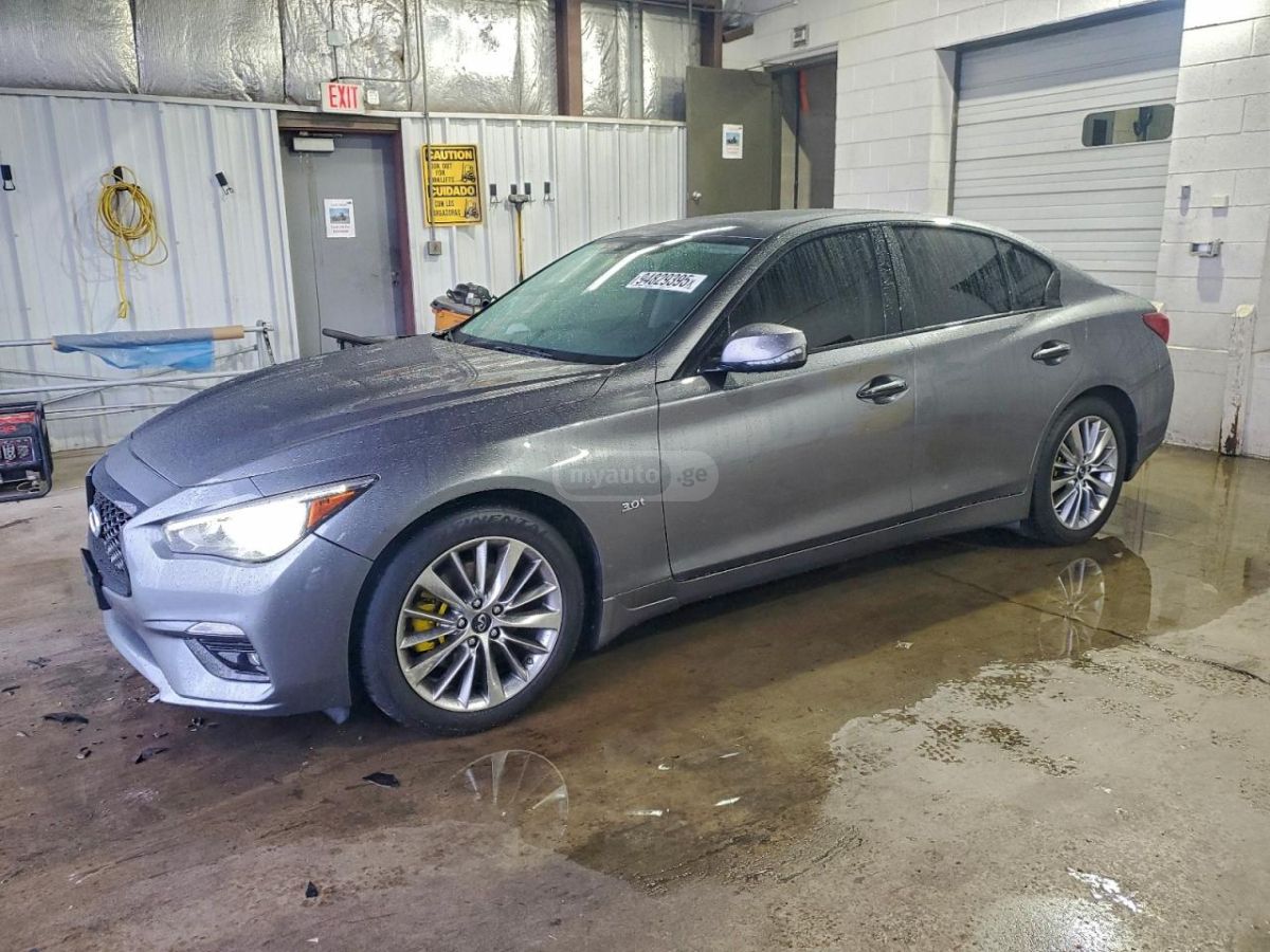 Infiniti Q 50