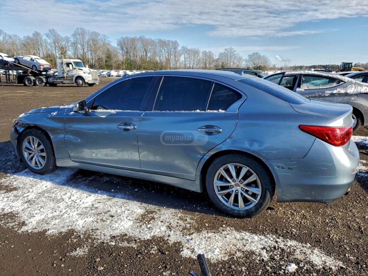 Infiniti Q 50 2016 — photo 2