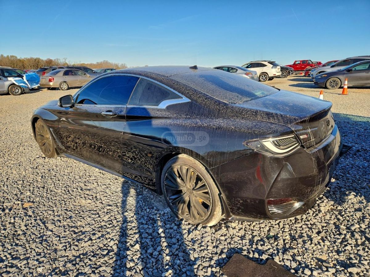 Infiniti Q60 2017 — photo 2