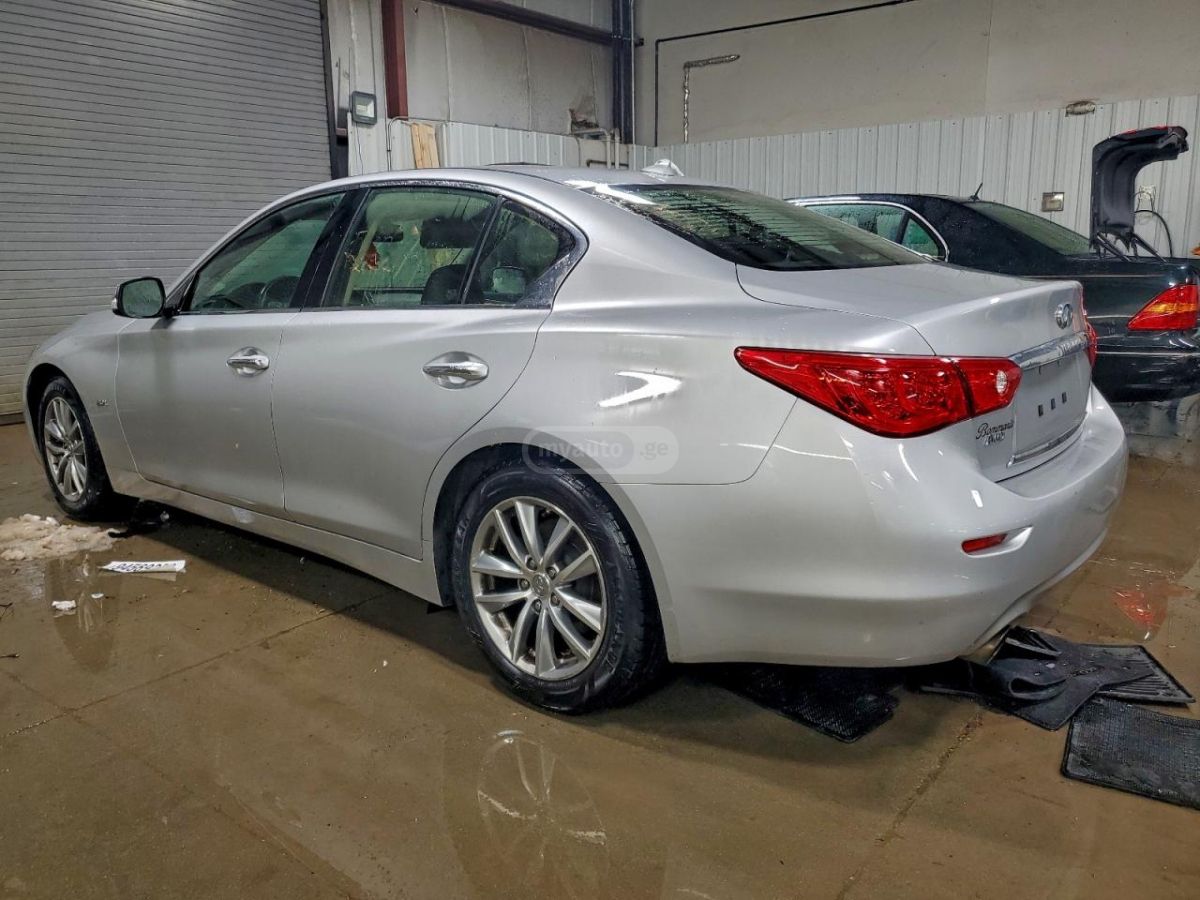 Infiniti Q50 2017 — photo 2