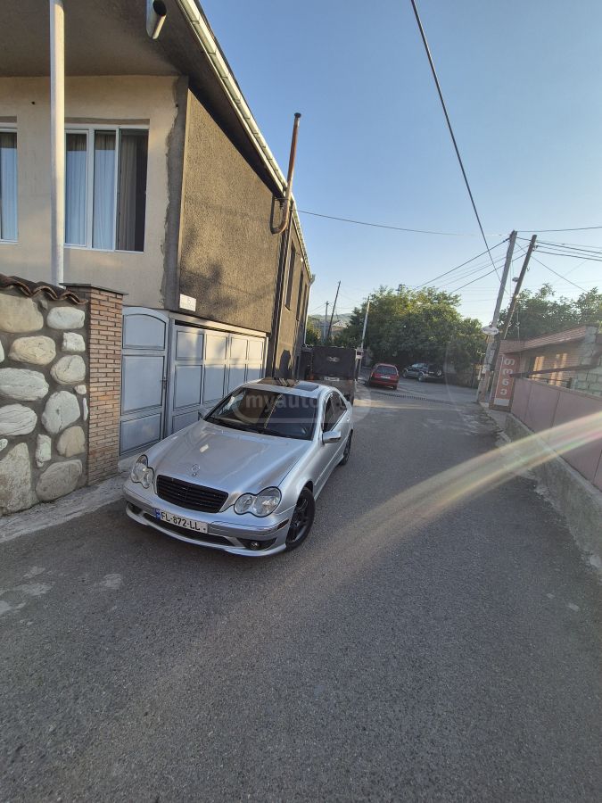 Mercedes-Benz C 320 2000 — photo 2