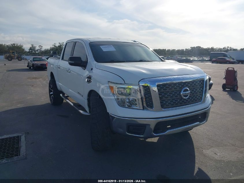 Nissan Titan 2017 — photo 2