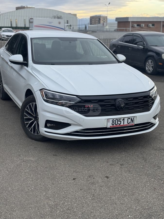 Volkswagen Jetta 2020 — photo 2
