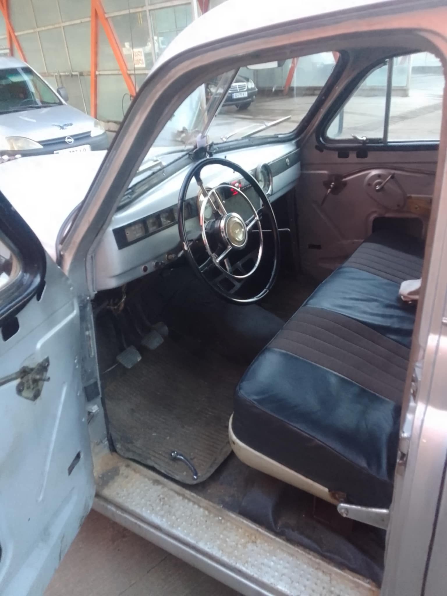 GAZ 20 1956 — photo 2