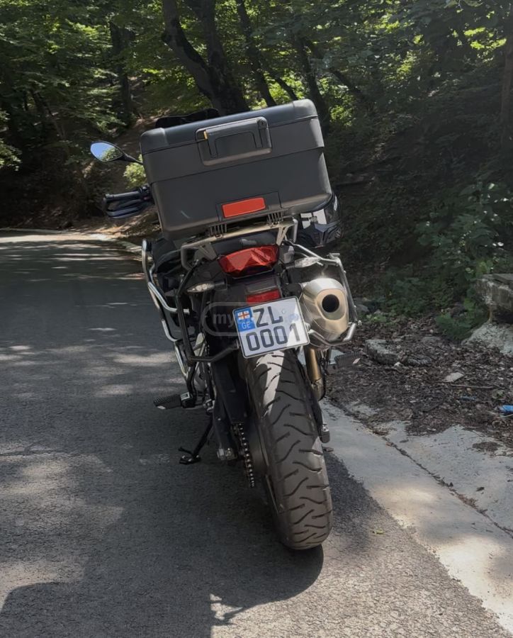 BMW F750 2018 — photo 2