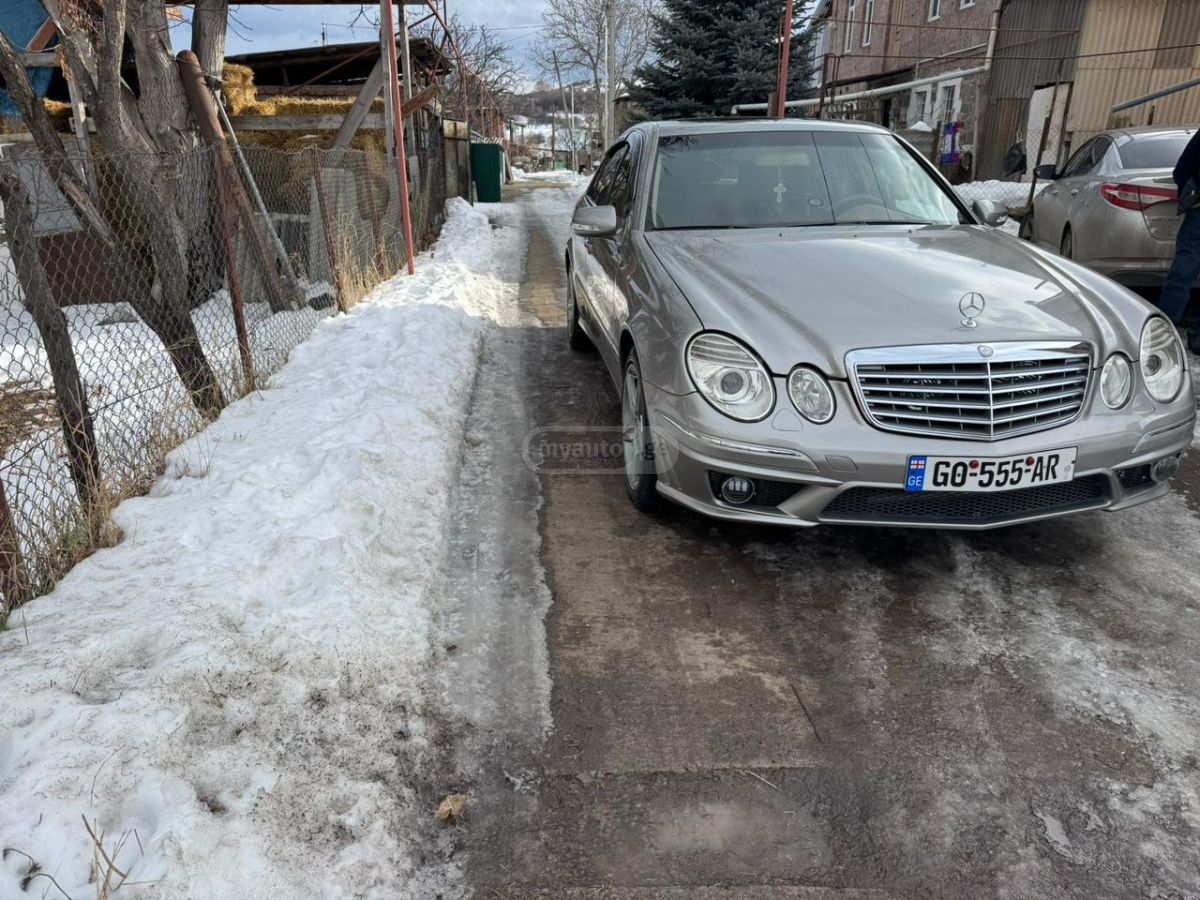 Mercedes-Benz E 350