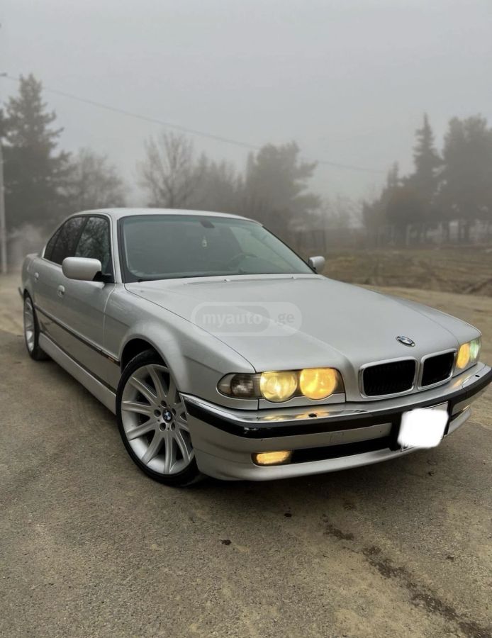 BMW 735 2000 — photo 2