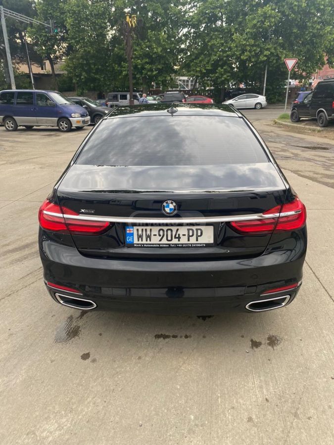 BMW 730 2016 — photo 2